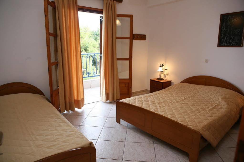 Kavos Apartments Alonissos Patitiri Extérieur photo