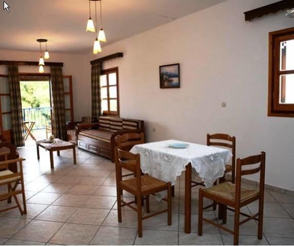 Kavos Apartments Alonissos Patitiri Extérieur photo
